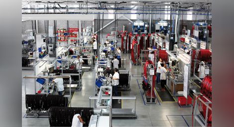 Доставчик на БМВ и „Ролс-Ройс“ влага 60 милиона в нов завод в Русе