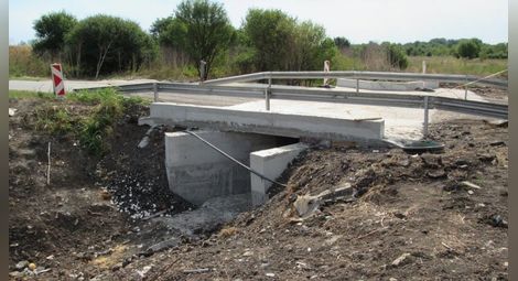 Ремонтът на моста между Мартен и Сандрово е на финалната права