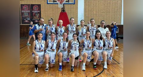 Бронзова купа за баскетбола на предсезонен турнир в София