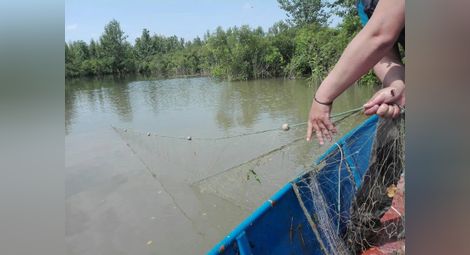 Рибар плаща 1500 лева глоба за улов през забранения период