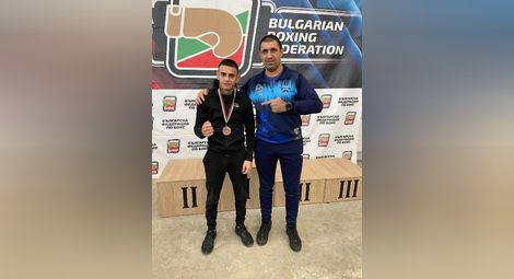 Николай Маринов се завърна на ринга с бронзов медал