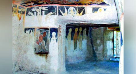 Проф. Пламен Павлов представя последните открития в „Черквата“ на Ивановския скален манастир