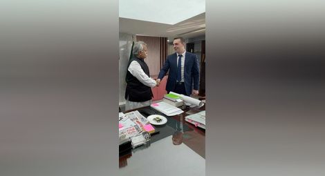 Управителят на „Балкан Фючър“ на среща с министъра на благосъстоянието на емиграните и заетостта в чужбина г-н Шофикур Рахман Чоудури в Министерския съвет в Бангладеш.