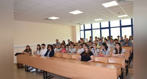 В Русенския университет се проведе дискусия за 145 години Търновска конституция