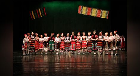 Народният хор на Училището по изкуствата е големият победител на фестивал в Балчик