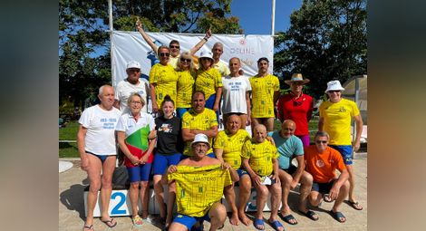 Ветераните на „Ирис“ с отлични резултати и на голям турнир във Варна