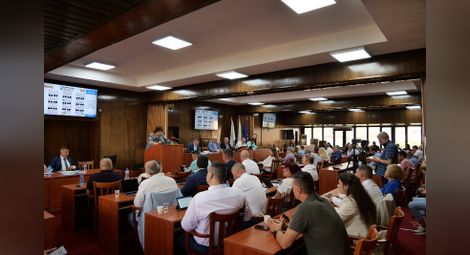 Парадокс: Общински съветник редовно оспорва в съда решения, в които е участвал