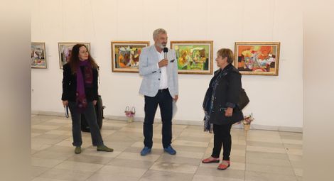 Виргиния Пенчева показва 30 метаморфози на пейзажа в Художествената галерия в Русе