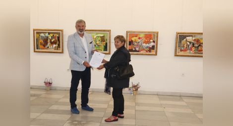 Виргиния Пенчева показва 30 метаморфози на пейзажа в Художествената галерия в Русе