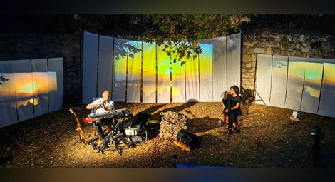 "Като река" - поезия и музика в необичаен контекст на Сексагинта Приста