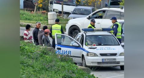 Полицията проверява сигнал за купуване на гласове, хванаха нападателя на партиен клуб