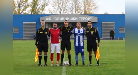Бивши футболисти от елита плюс Бадема чакат „Дунав“ в Самоков