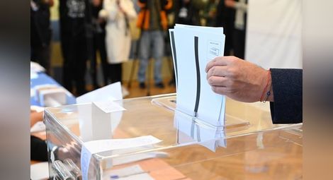 Само една секция в Русе работила без видеонаблюдение, но без членовете да знаят