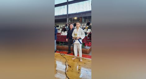 Всички състезатели на русенския СК &bdquo;Динамо&ldquo; спечелиха медали от международен турнир по джиу-джицу