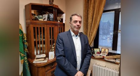 Комерсиалната култура налага Свети Валентин, но Трифон Зарезан е не по-малко мощен