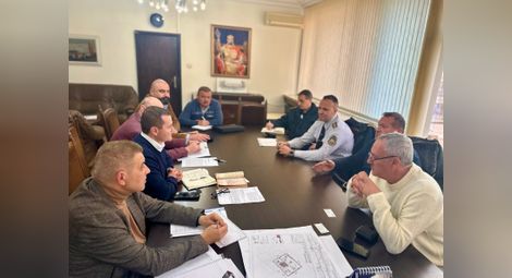 Пенчо Милков поиска засилен контрол върху поддръжката около жп гара Долапите