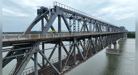 Електрифицирането на Дунав мост остава за далечното бъдеще