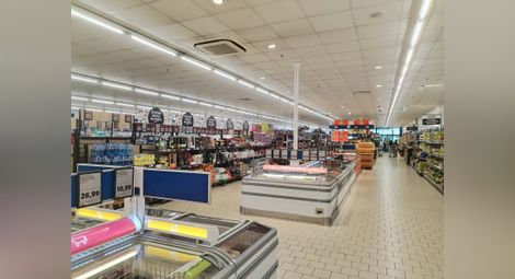 Бойкотът на веригите в Русе - потокът от купувачи намаля, но не секна