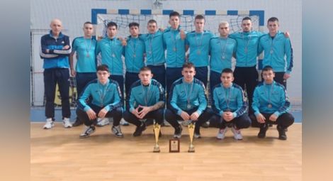 Славната школа на „Мартен“ в хандбала с бронзова купа в турнира „България“