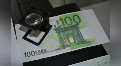 Разкриха печатница за фалшиви пари в София