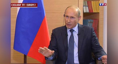 Путин не изключва да говори с Порошенко във Франция