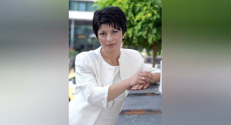 Десислава Атанасова: Ще бъде тотална грешка, ако се разреши отново да се пуши на закрити обществени места