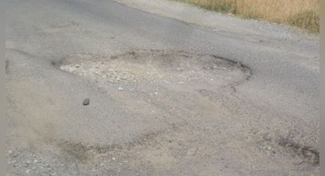 Три села може да останат без транспорт заради лош път