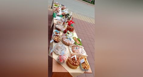 Голям великденски заек стана звезда на пъстър празник в Щръклево