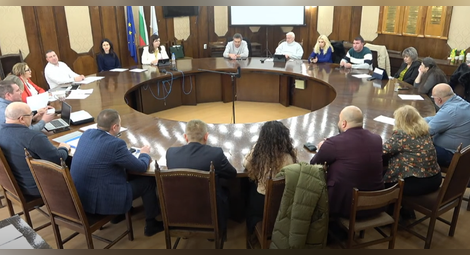 Постоянните комисии заседават преди 23-ата сесия на местния парламент в Русе