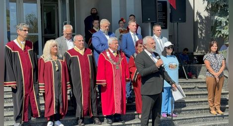 Откриха академичната година във филиала на Русенския университет &bdquo;Ангел Кънчев&ldquo; в Молдова