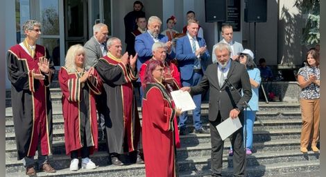 Откриха академичната година във филиала на Русенския университет &bdquo;Ангел Кънчев&ldquo; в Молдова