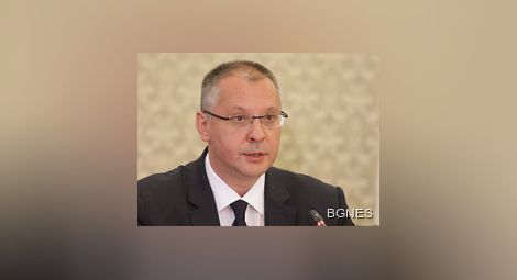 Станишев: Необходим е диалог, Борисов се държи държавнически