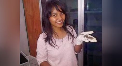 Индонезийка роди гущер, обявиха я за магьосница