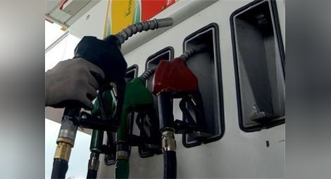 Цената на дизела и бензина скача с 5-10 стотинки