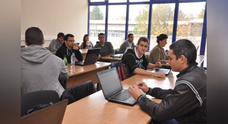 Софийските студенти първи в компютърната математика