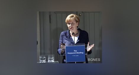 Меркел подкрепи Шулц за председател на ЕП