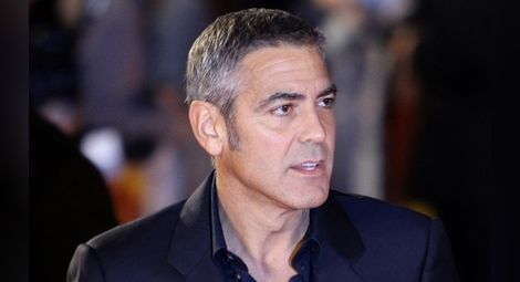Клуни отмени премиерата на „The monuments men"