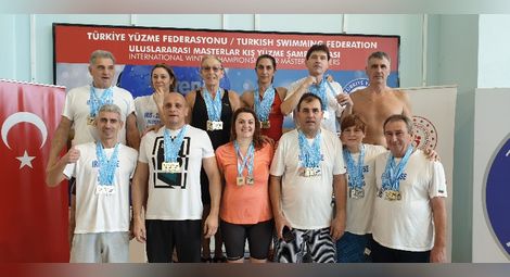 Плувците на „Ирис“ с 31  титли на турнир в Турция