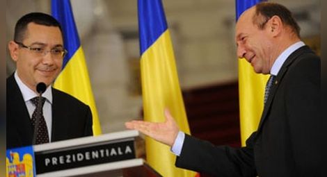 Премиер и президент пак се хванаха за гушите в Румъния - Понта плаши Бъсеску със съд след края на мандата