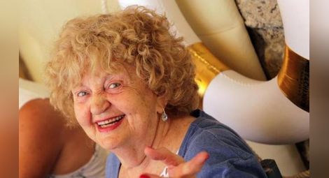 Любимката на поколения българи - Татяна Лолова на 85!