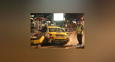 Таксиметровият шофьор, блъснал 12 души на "Цариградско шосе", излезе от ареста