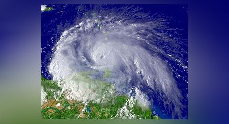 Тайфун, ураган или циклон: различни названия за едно и също явление