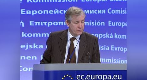 ЕК не е обсъждала удължаване на ограниченията за българи