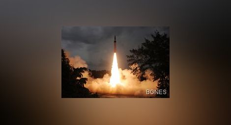 Индийската ракета каца на Марс със закъснение