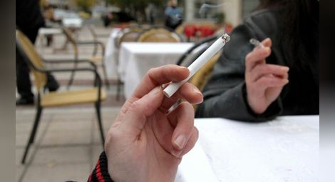 Цигарите поскъпват поетапно от 2015 година