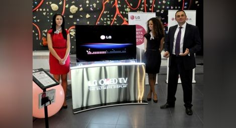 Първият в света извит телевизор вече е в България