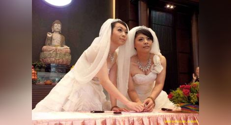 Сватбен бум в Китай, Хонг Конг и Сингапур, любопитна сватба в Русе