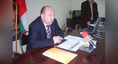 Спрягат Драгомир Николов за шеф на Агенцията по заетостта