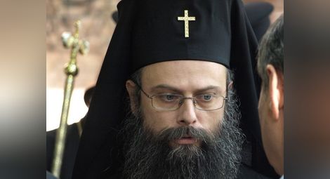 Митрополит Николай бил избран по същия скандален начин, какъвто се пробва за епископ Борис