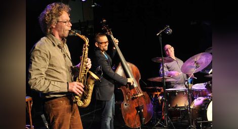 Германско трио свири джаз  по покана на „Елиас Канети“